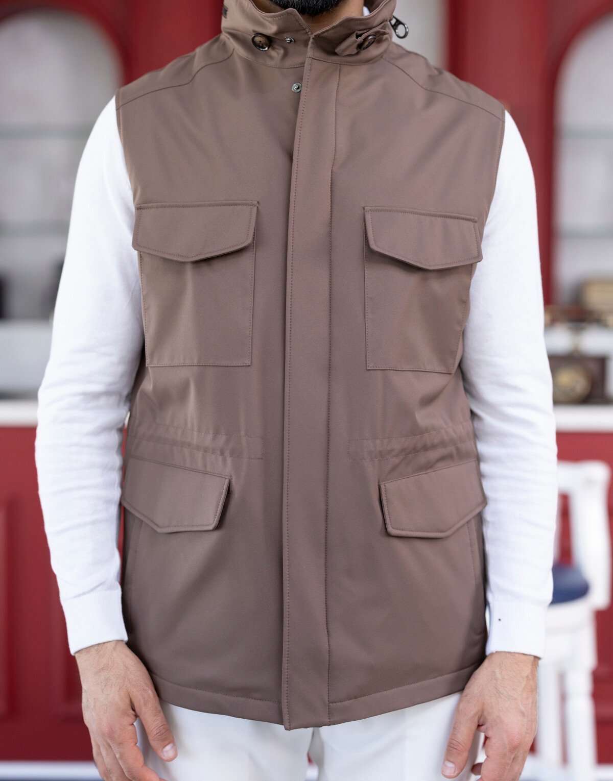 Trav Vest